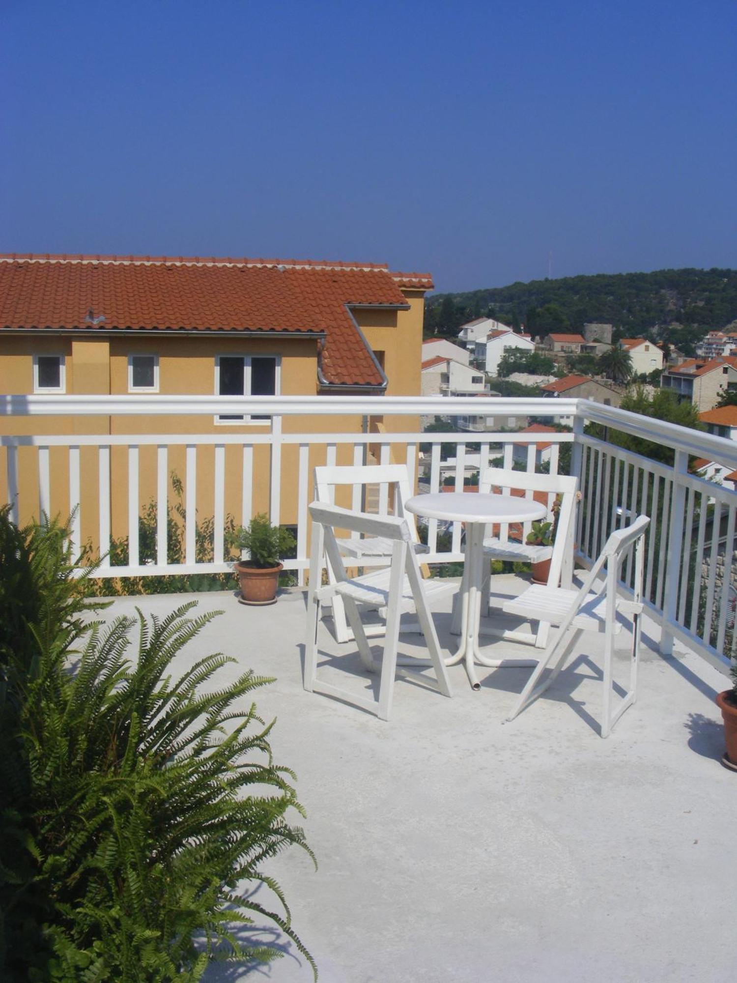 Apartments Kresic Hvar Town Exterior photo